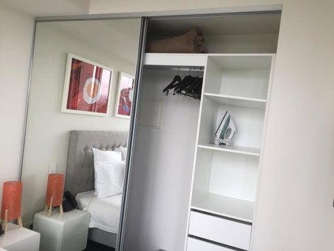 Tasha\'s Apartments On Warwick - Kawana Tourism 23