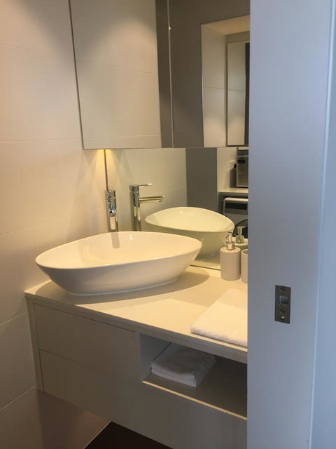 Tasha\'s Apartments On Warwick - Kawana Tourism 21