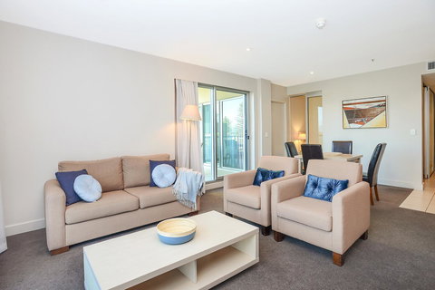 Pier Luxury Apartments - Kawana Tourism 24