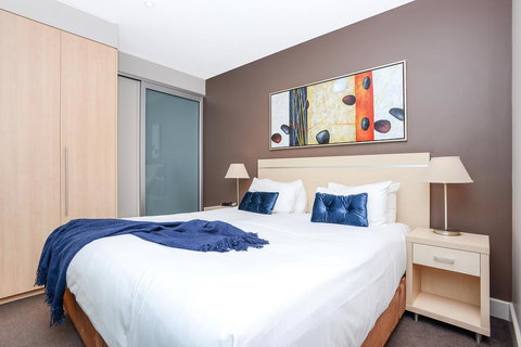 Pier Luxury Apartments - Kawana Tourism 16
