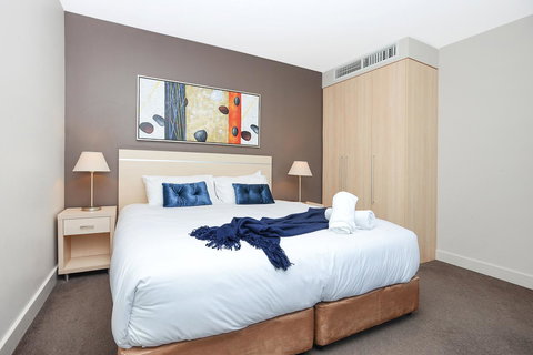 Pier Luxury Apartments - Kawana Tourism 22