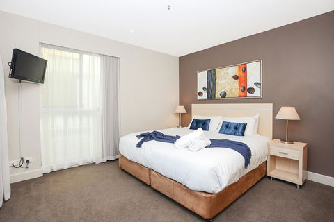 Pier Luxury Apartments - Kawana Tourism 29