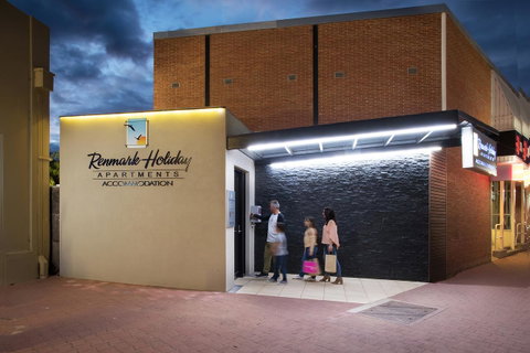 Renmark Holiday Apartments - Kawana Tourism 4