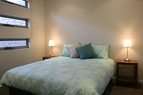 Penneshaw Oceanview Apartments - Kawana Tourism 15