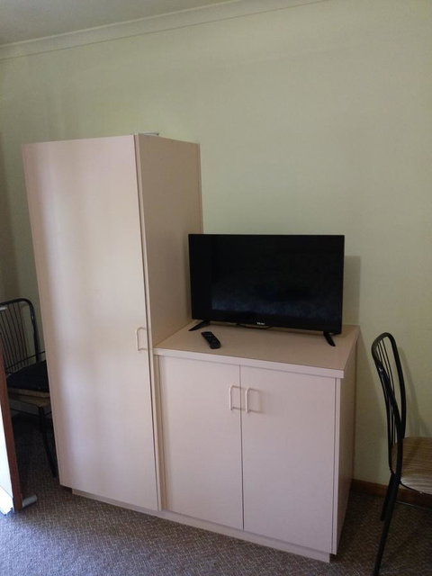 Milang Lakes Motel - Kawana Tourism 2