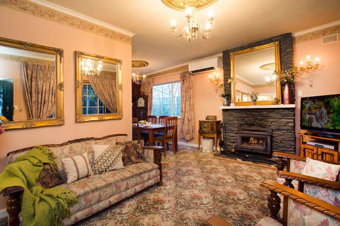 Hahndorf House B&B - Kawana Tourism 16