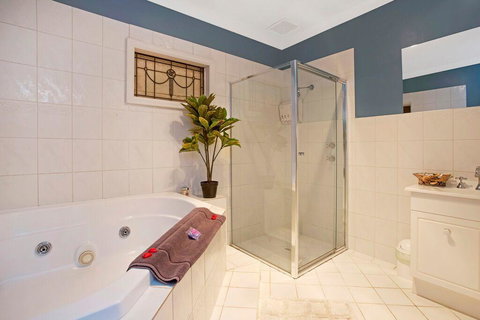 Hahndorf House B&B - Kawana Tourism 20