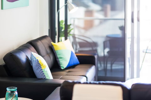 York Apartments - Kawana Tourism 2