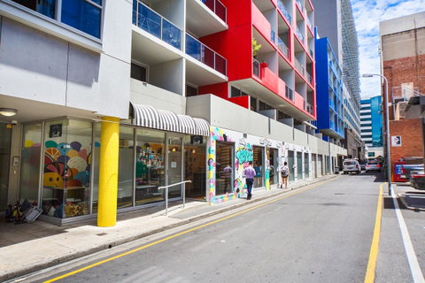 York Apartments - Kawana Tourism 28