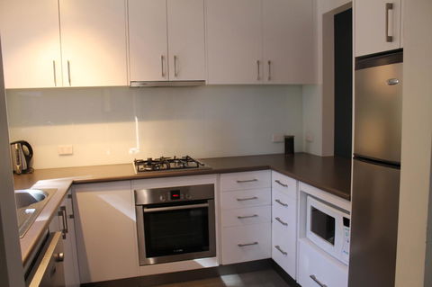 Adelaide DressCircle Apartments - Archer Street - Kawana Tourism 19