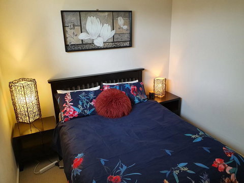 Explore Adelaide, Gawler, The Barossa And Clare Valleys All-in-one - Kawana Tourism 4