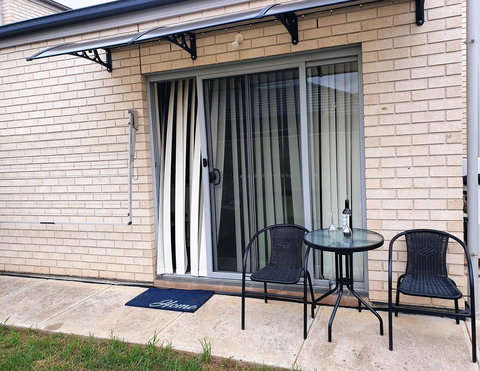 Explore Adelaide, Gawler, The Barossa And Clare Valleys All-in-one - Kawana Tourism 14