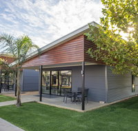 Paringa Resort - Kawana Tourism