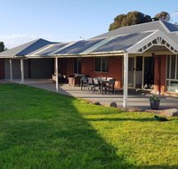 Aldinga Beach overnighter or getaway home - Kawana Tourism