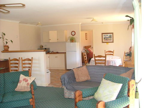 Taralee Orchards - Kawana Tourism 8