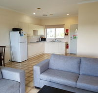 Marion Bay Holiday Villas - Kawana Tourism
