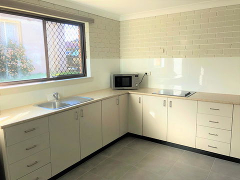 Bathurst Motor Inn - Kawana Tourism 16