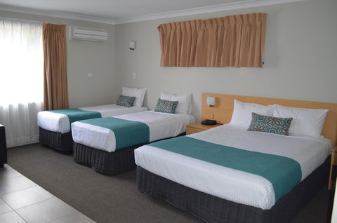 Bathurst Motor Inn - Kawana Tourism 8