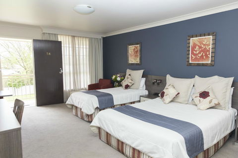 Bathurst Motor Inn - Kawana Tourism 12