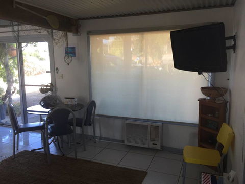 SHAKIN' SHACK - Kawana Tourism 12