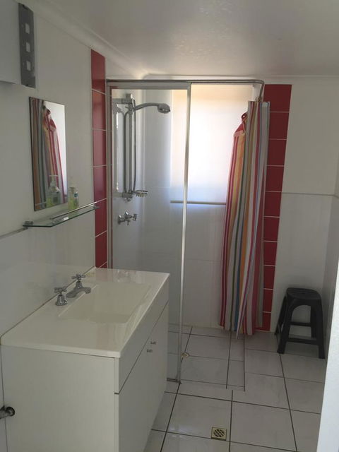 SHAKIN' SHACK - Kawana Tourism 15