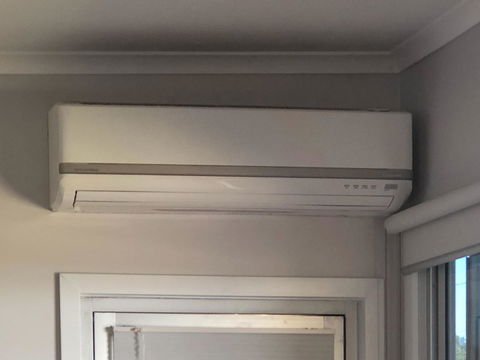 Beachview - Kawana Tourism 28