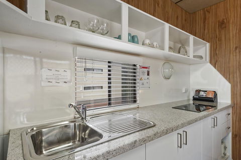 Moonta Bay Holiday Park - Kawana Tourism 9