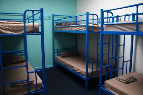 My Place & Adelaide Backpackers Hostel - Kawana Tourism 12