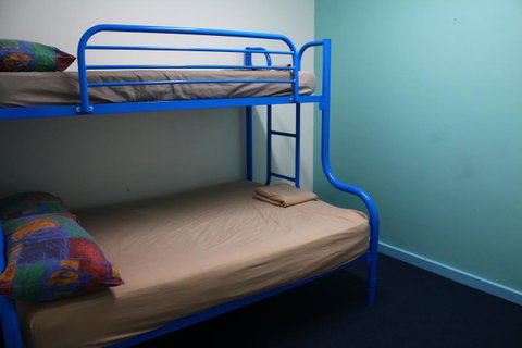 My Place & Adelaide Backpackers Hostel - Kawana Tourism 3