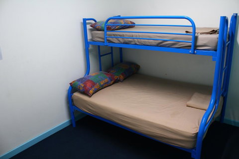 My Place & Adelaide Backpackers Hostel - Kawana Tourism 6