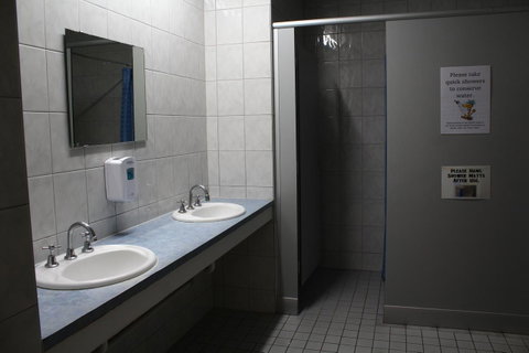 My Place & Adelaide Backpackers Hostel - Kawana Tourism 43