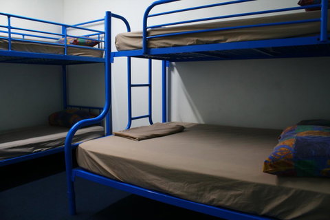 My Place & Adelaide Backpackers Hostel - Kawana Tourism 9
