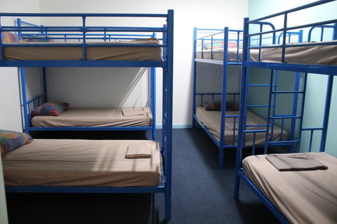 My Place & Adelaide Backpackers Hostel - Kawana Tourism 18