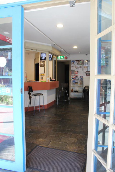 My Place & Adelaide Backpackers Hostel - Kawana Tourism 31