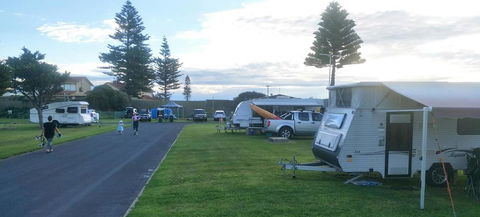 Moana Beach Tourist Park - Kawana Tourism 0