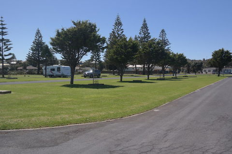 Moana Beach Tourist Park - Kawana Tourism 40