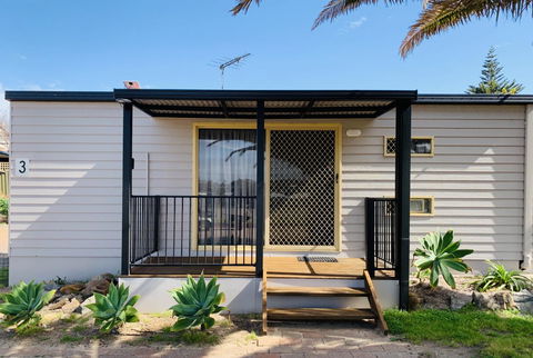 Moana Beach Tourist Park - Kawana Tourism 21