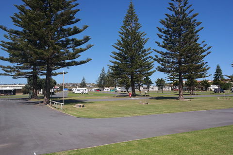 Moana Beach Tourist Park - Kawana Tourism 10