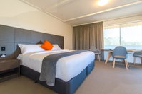 Book Hackham Accommodation Vacations Kawana Tourism Kawana Tourism