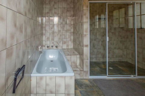 Bimbadeen - Kawana Tourism 7