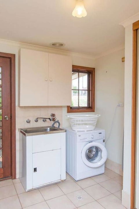 Bimbadeen - Kawana Tourism 8