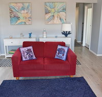 Beach Life Retreat - Kawana Tourism