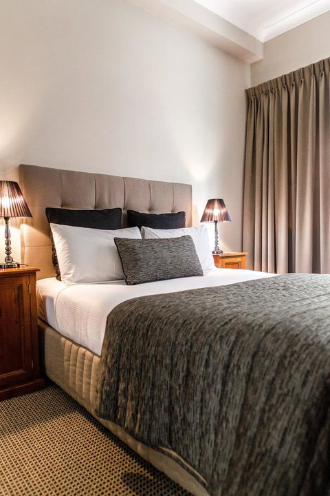 The Belmore Apartments Hotel - Kawana Tourism 0