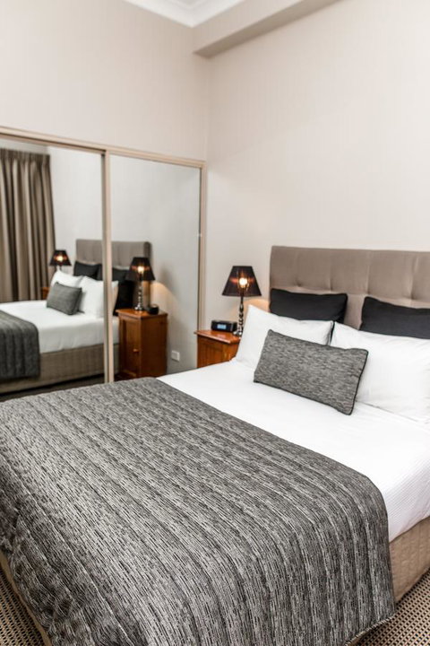 The Belmore Apartments Hotel - Kawana Tourism 11