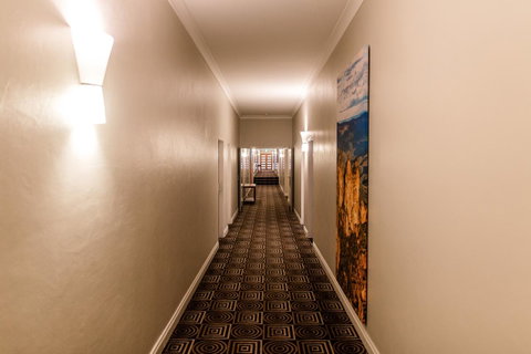 The Belmore Apartments Hotel - Kawana Tourism 13