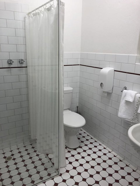 Adelaide Airport Motel - Kawana Tourism 2