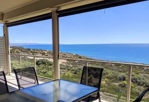 Ochre Point Beach House On Moana Seafront - Kawana Tourism 0
