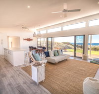 Middle River Beach House Western House - Kawana Tourism