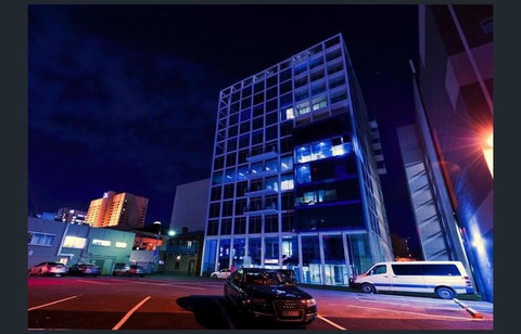 Light And Spacious, Stunning Views Of Adelaide - Kawana Tourism 13