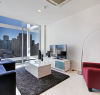 Light and spacious stunning views of Adelaide - Kawana Tourism